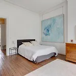 Guestready - Sunny Haven In The Heart Of * Μπορντό