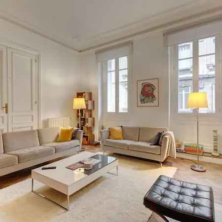 Guestready - Sunny Haven In The Heart Of Bordeaux